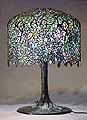 18" Wisteria Tiffany-lamp