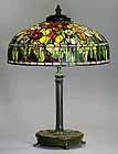 Tulip Tiffany table lamp